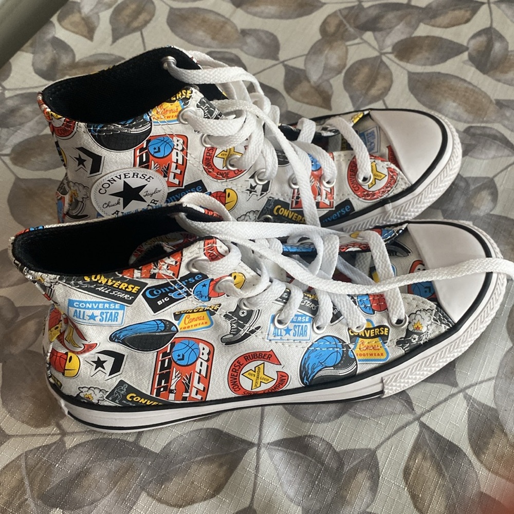 Colorful High-Top Sneakers - Picture 7 of 9